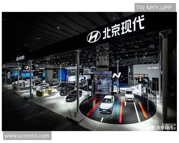 南京篮球队整体压制革新之路：从战术调整到团队协作的全方位提升